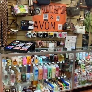 Meet your Posher, Deone